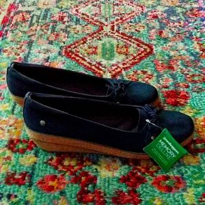 Grasshoppers Memory Deluxe Wedge Shoes